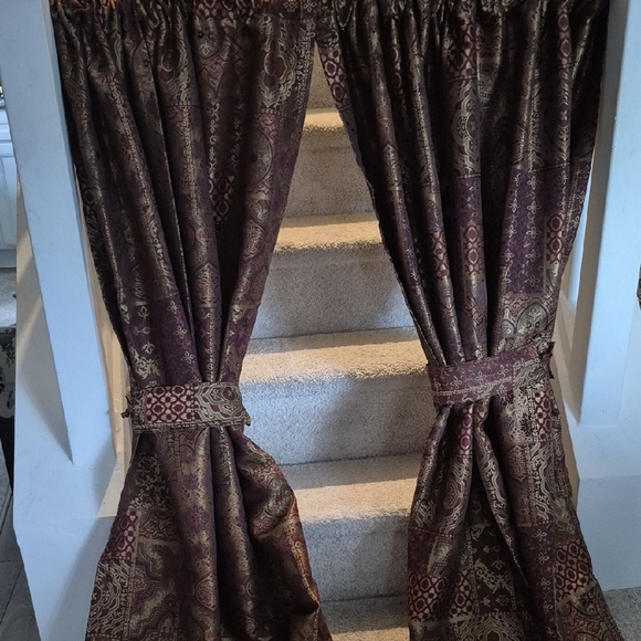 Tapestry Style Curtains Drapes - Picture 1 of 4